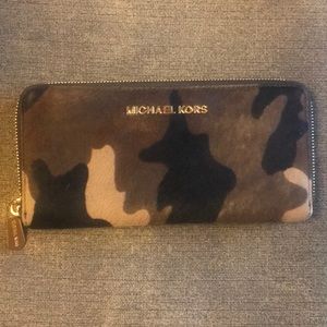 Michael Kors continental wallet